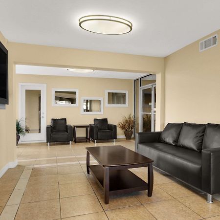 Super 8 By Wyndham Fort Worth Tx Інтер'єр фото