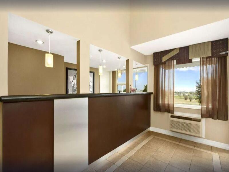 Super 8 By Wyndham Fort Worth Tx Екстер'єр фото