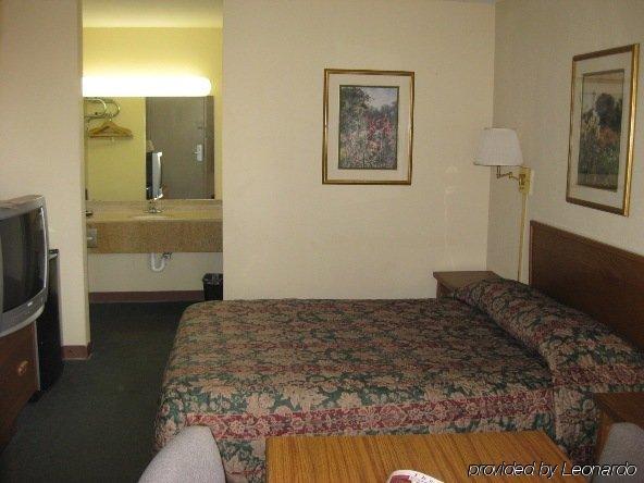 Super 8 By Wyndham Fort Worth Tx Номер фото
